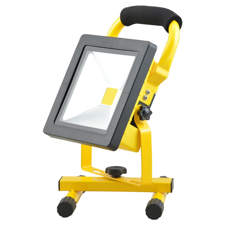 battery floodlight