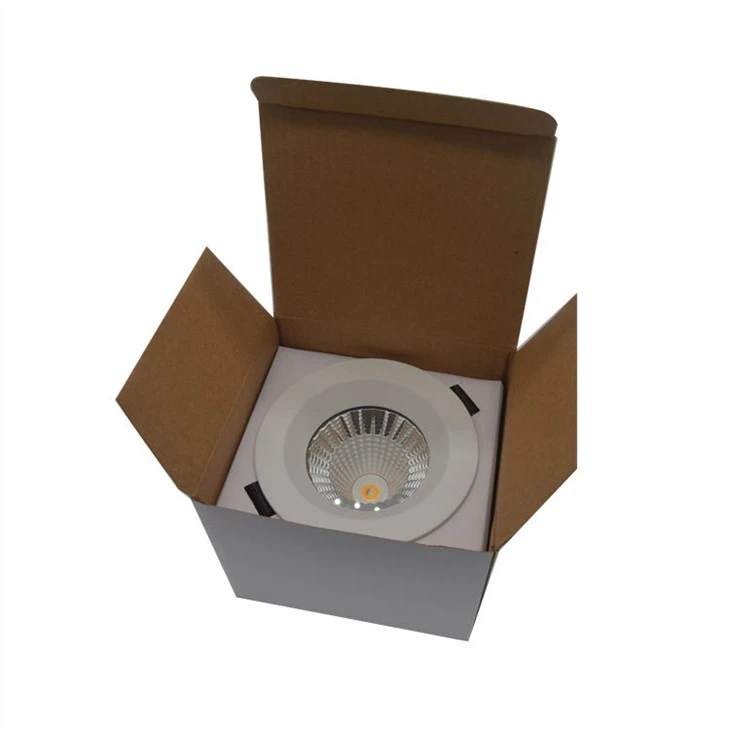 Downlight LED do wbudowania w sufit