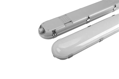 Lampa LED Tri Proof z osłoną dyfuzyjną / mrozową