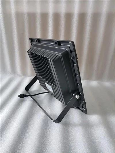 Reflektor AC 100-277V