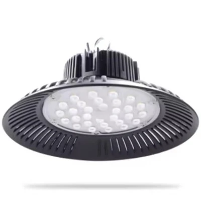 Wodoodporna liniowa lampa LED Highbay o stopniu ochrony IP65